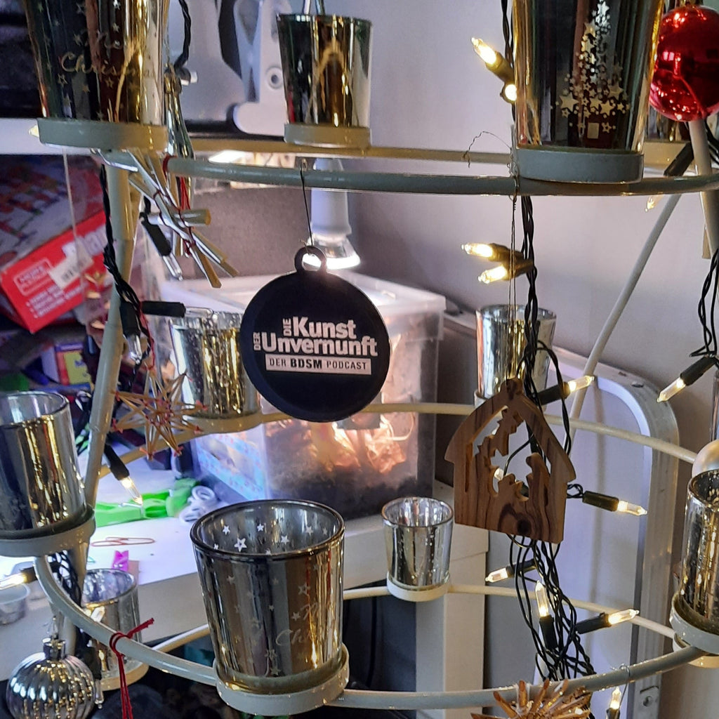 Weihnachtskugel Unvernunft