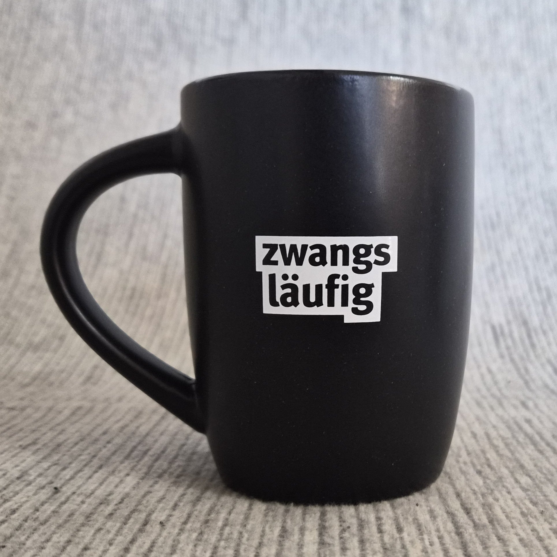 Zwangsläufig machtsüchtig - Becherbundle